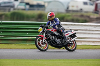 Vintage-motorcycle-club;eventdigitalimages;mallory-park;mallory-park-trackday-photographs;no-limits-trackdays;peter-wileman-photography;trackday-digital-images;trackday-photos;vmcc-festival-1000-bikes-photographs